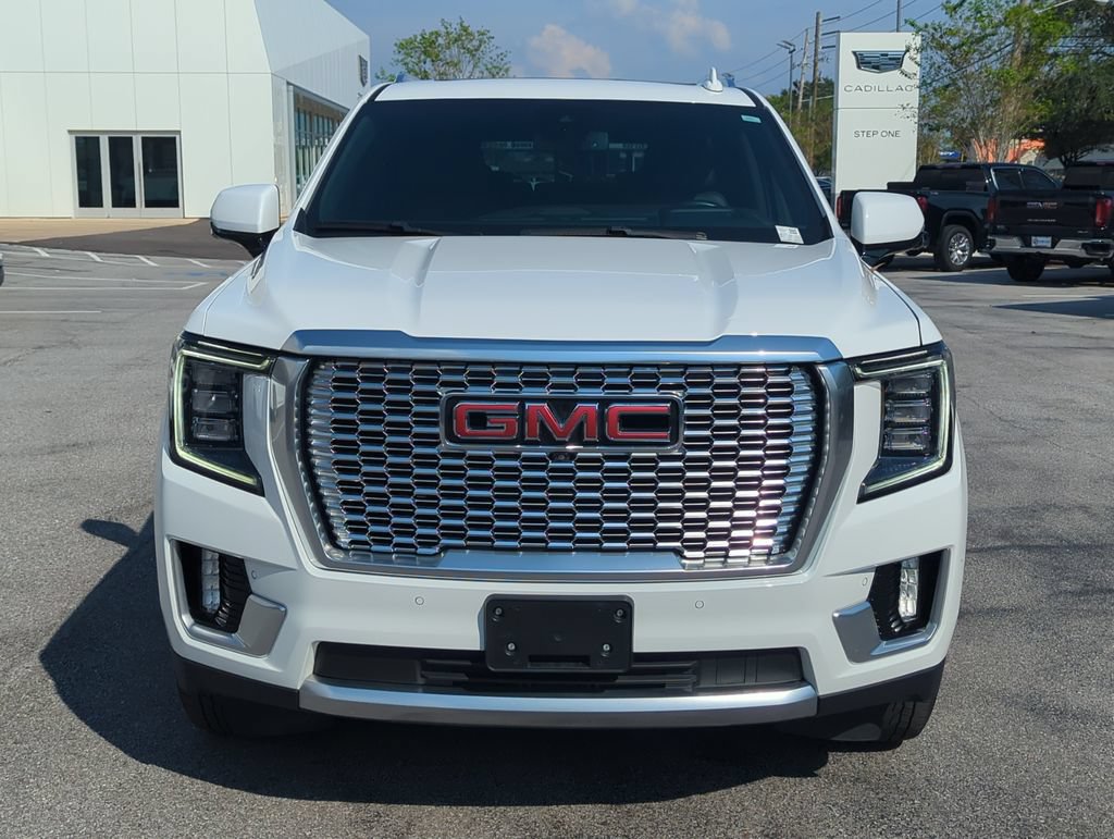 Used 2024 GMC Yukon Denali AWD/4WD image 9