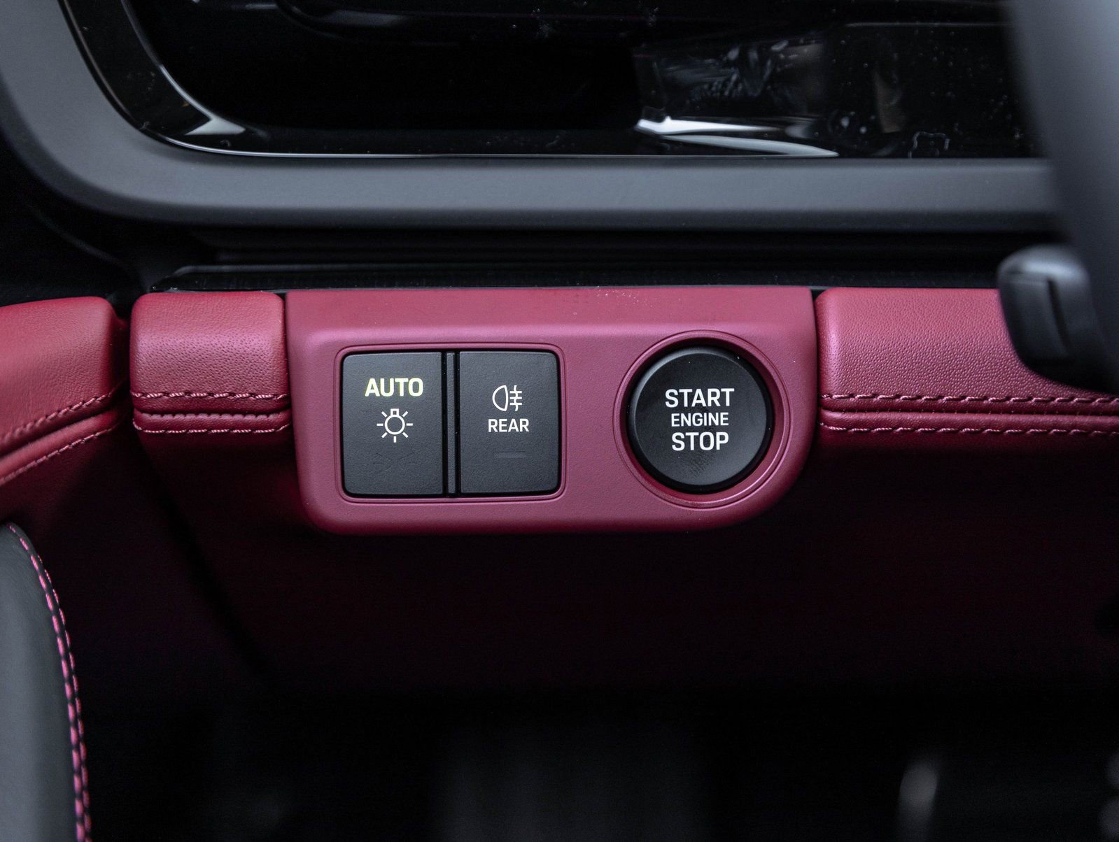 New 2026 Porsche Panamera 4S image 17