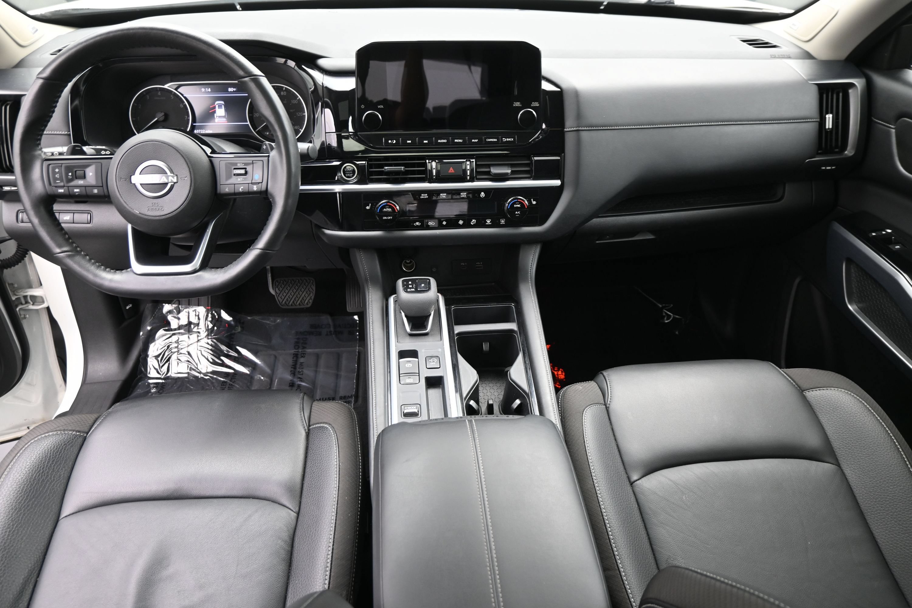 Used 2024 Nissan Pathfinder SL w/ SL Premium Package FWD image 16