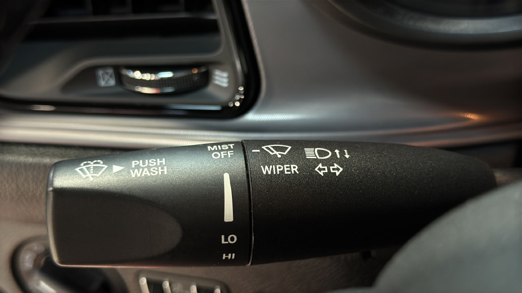 Used 2023 Dodge Challenger SXT RWD image 28