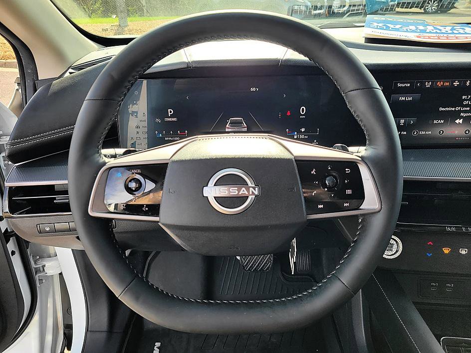 Certified 2025 Nissan Murano SV image 13