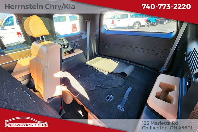 Used 2025 Hyundai Santa Fe Limited AWD/4WD image 26