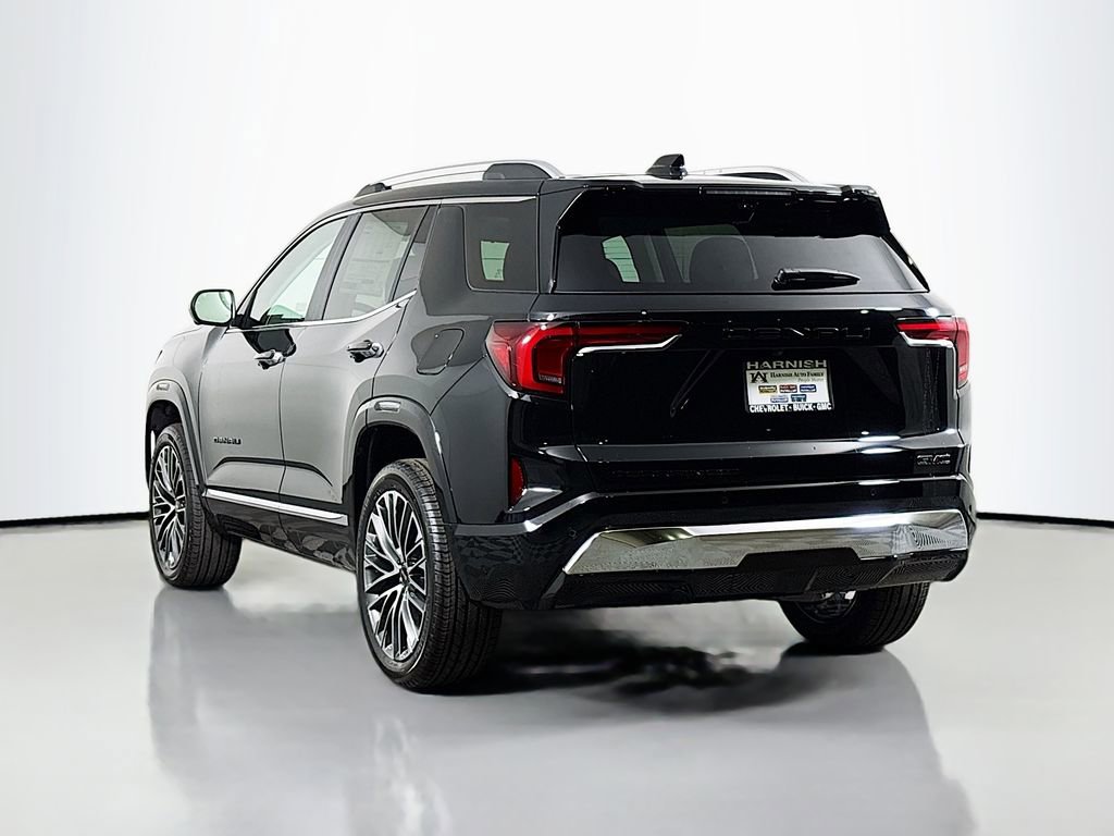 New 2026 GMC Terrain Denali w/ LPO, Black Badging Package image 5
