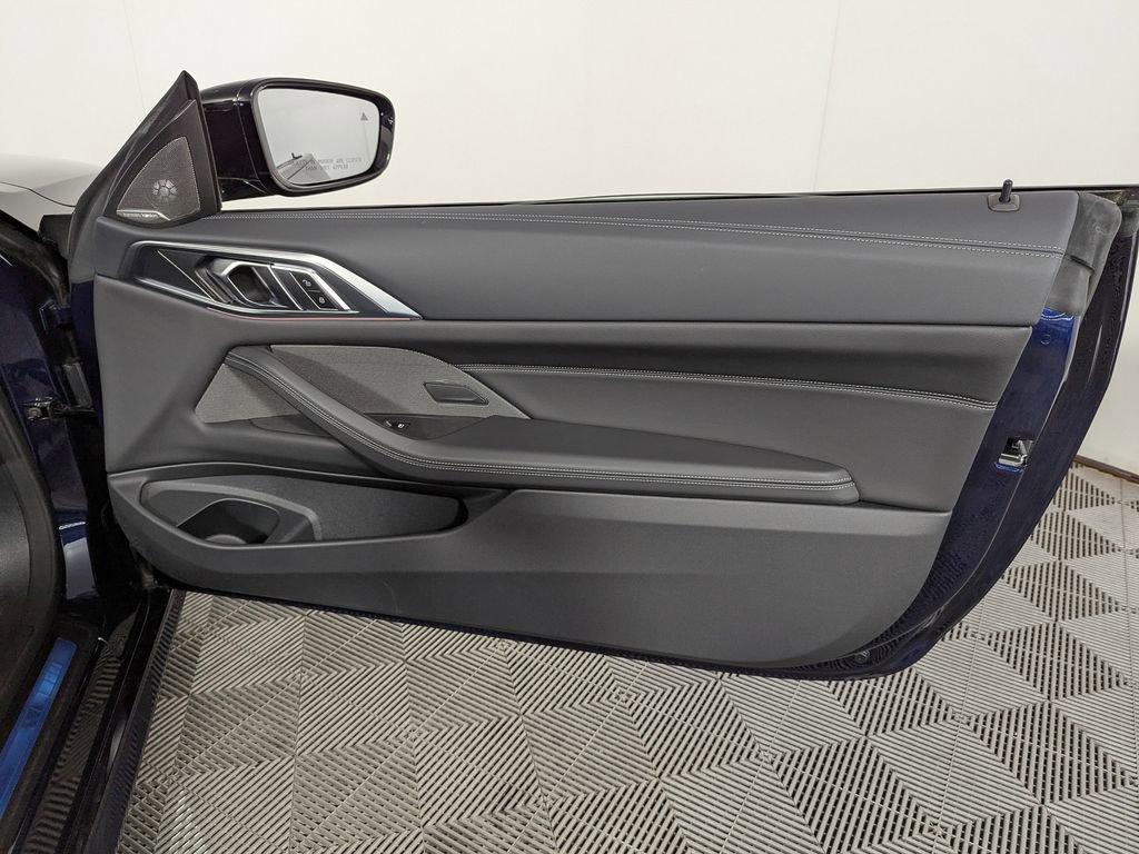 Used 2025 BMW 430i xDrive Convertible w/ M Sport Package AWD/4WD image 34