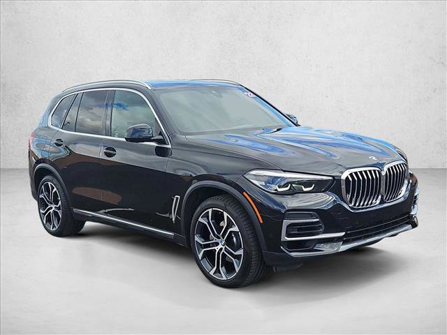 Used 2022 BMW X5 sDrive40i w/ Parking Assistance Package image 3