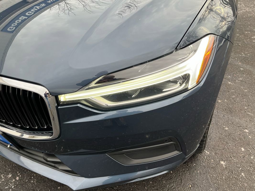 Used 2021 Volvo XC60 T5 Momentum w/ Protection Package AWD/4WD image 27