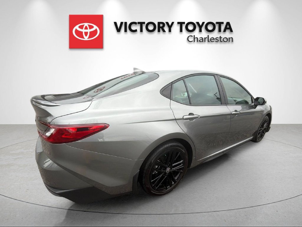 Used 2026 Toyota Camry SE w/ Multimedia Upgrade Package FWD image 7