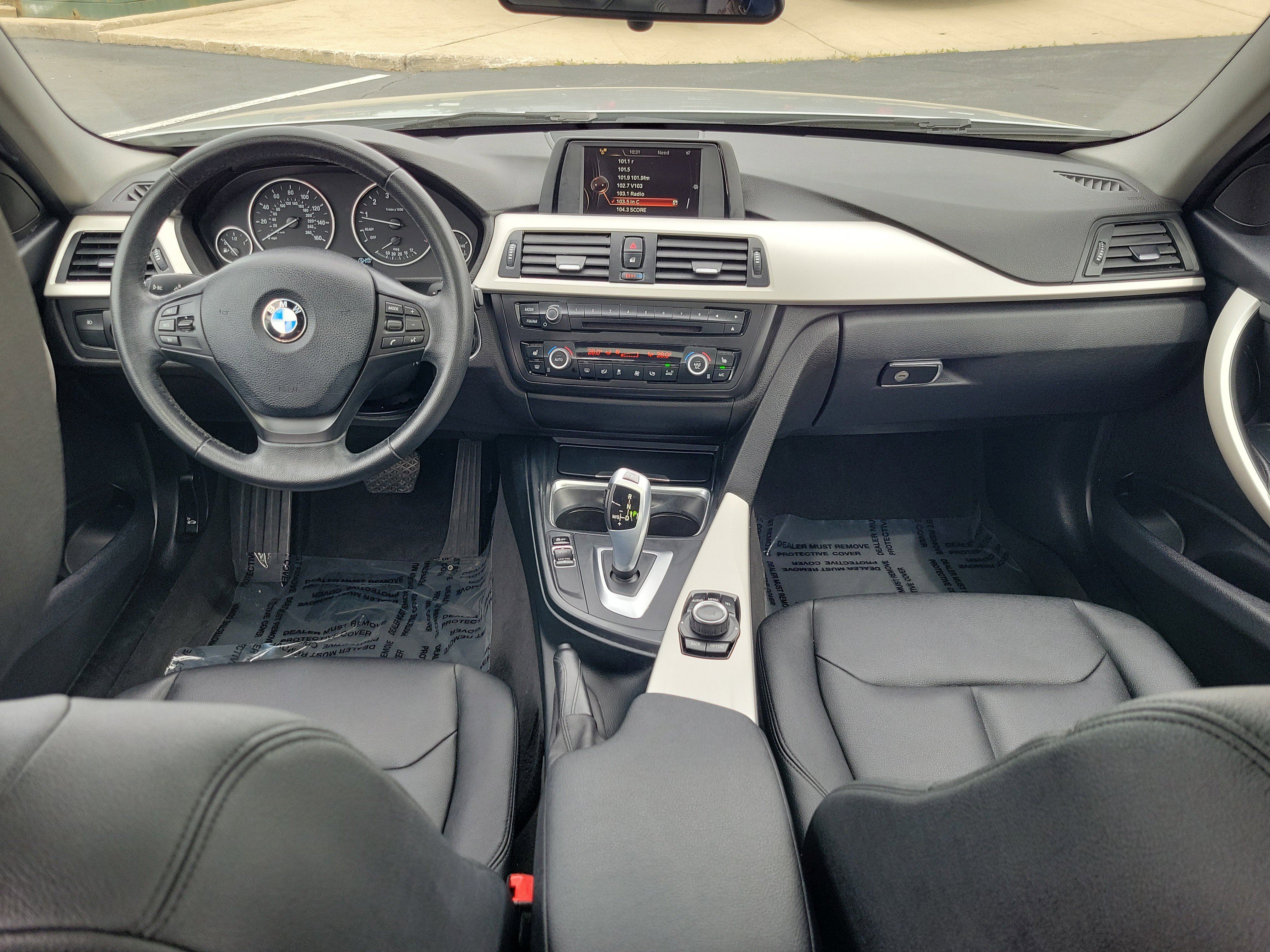 Used 2015 BMW 320i xDrive Sedan AWD/4WD image 12
