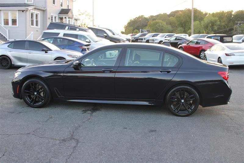 Used 2018 BMW 750i xDrive AWD/4WD image 5