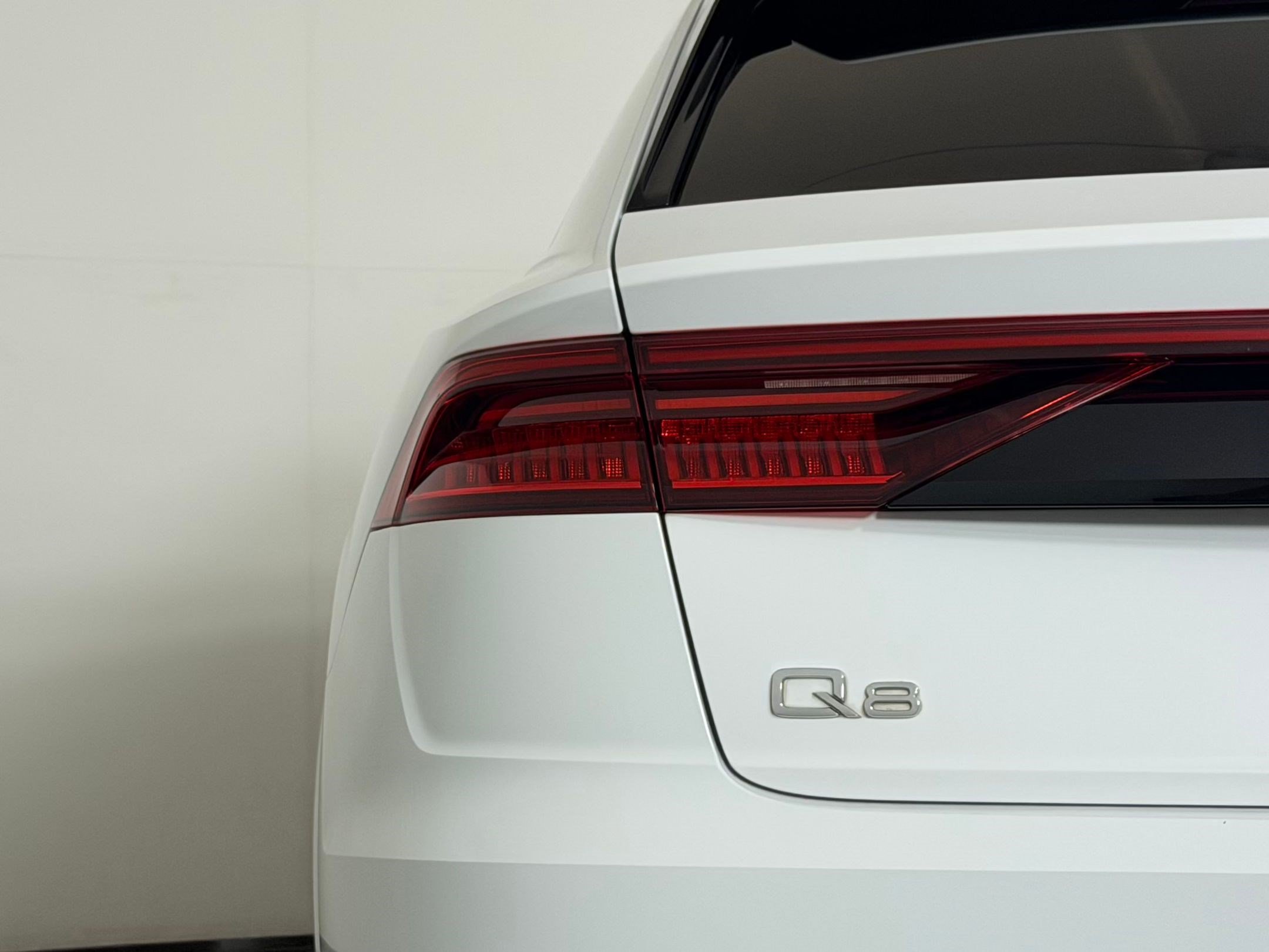 Certified 2023 Audi Q8 Premium Plus w/ Premium Plus Package AWD/4WD image 29