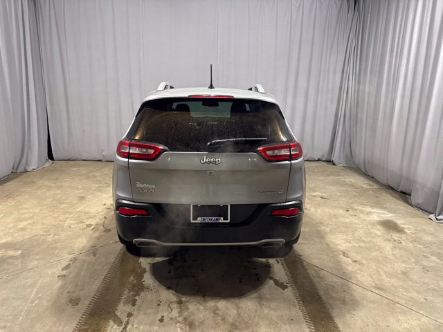 Used 2015 Jeep Cherokee Limited AWD/4WD image 30