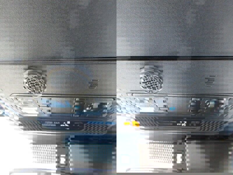 New 2025 Ford Bronco 4-Door image 28