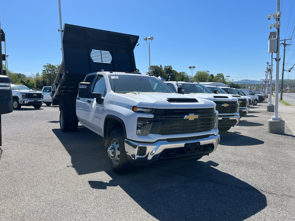 New 2025 Chevrolet Silverado 3500 W/T w/ WT Convenience Package AWD/4WD image 3