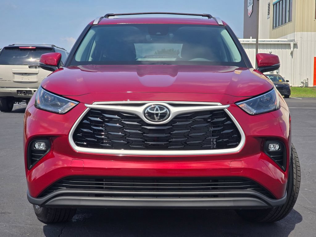 New 2026 Toyota Highlander XLE AWD/4WD image 3