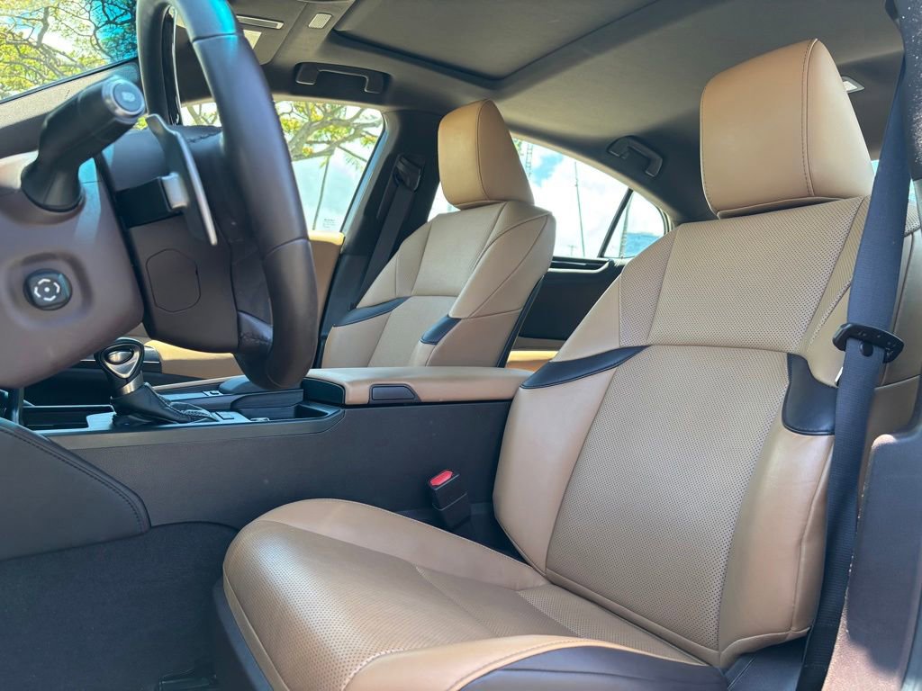 Used 2021 Lexus ES 300h w/ Premium Package FWD image 8