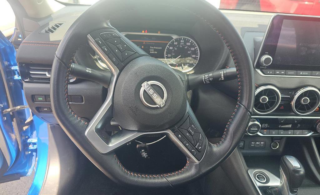 Certified 2024 Nissan Sentra SR FWD image 9