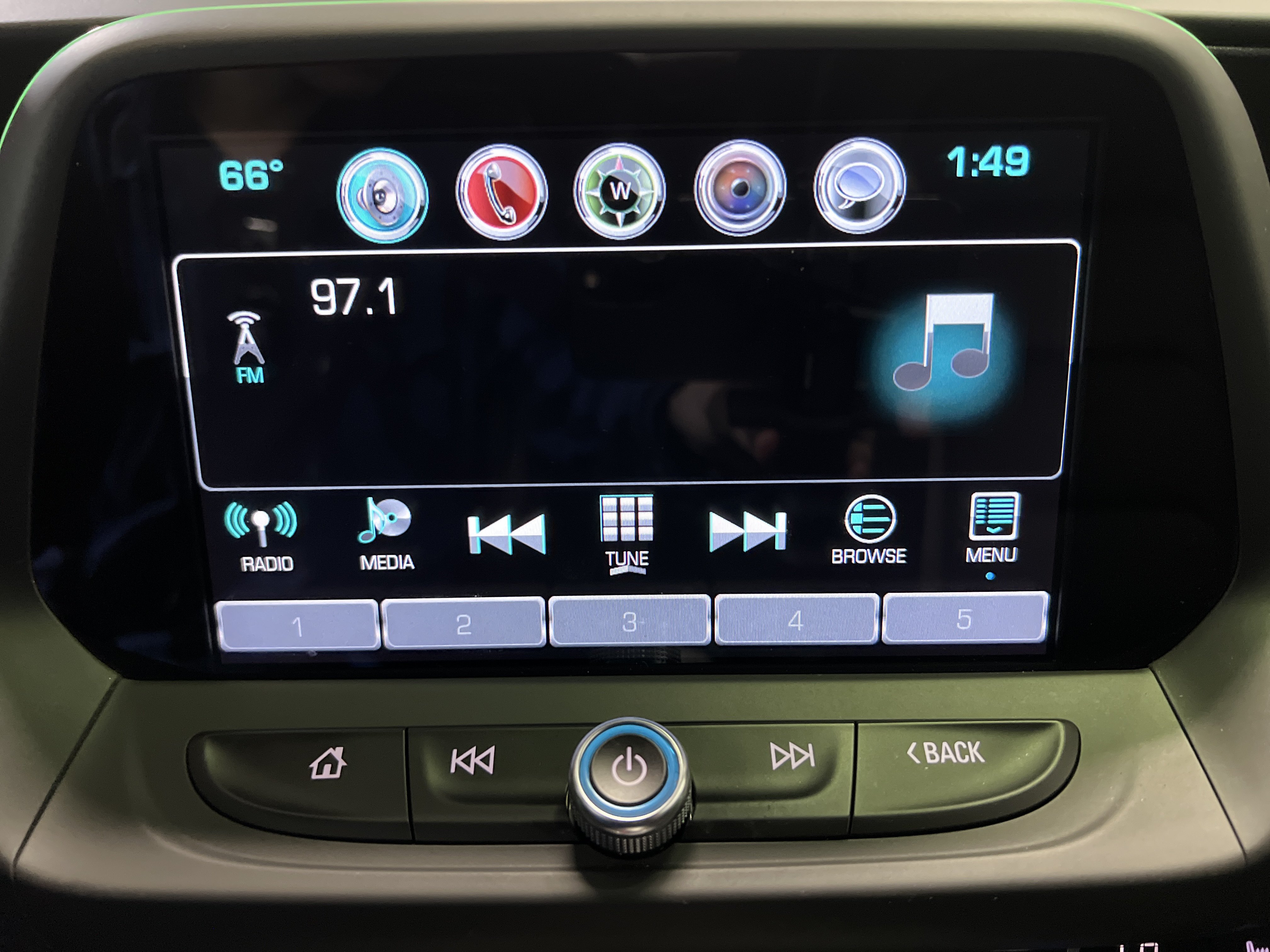 Used 2017 Chevrolet Camaro LT RWD image 18