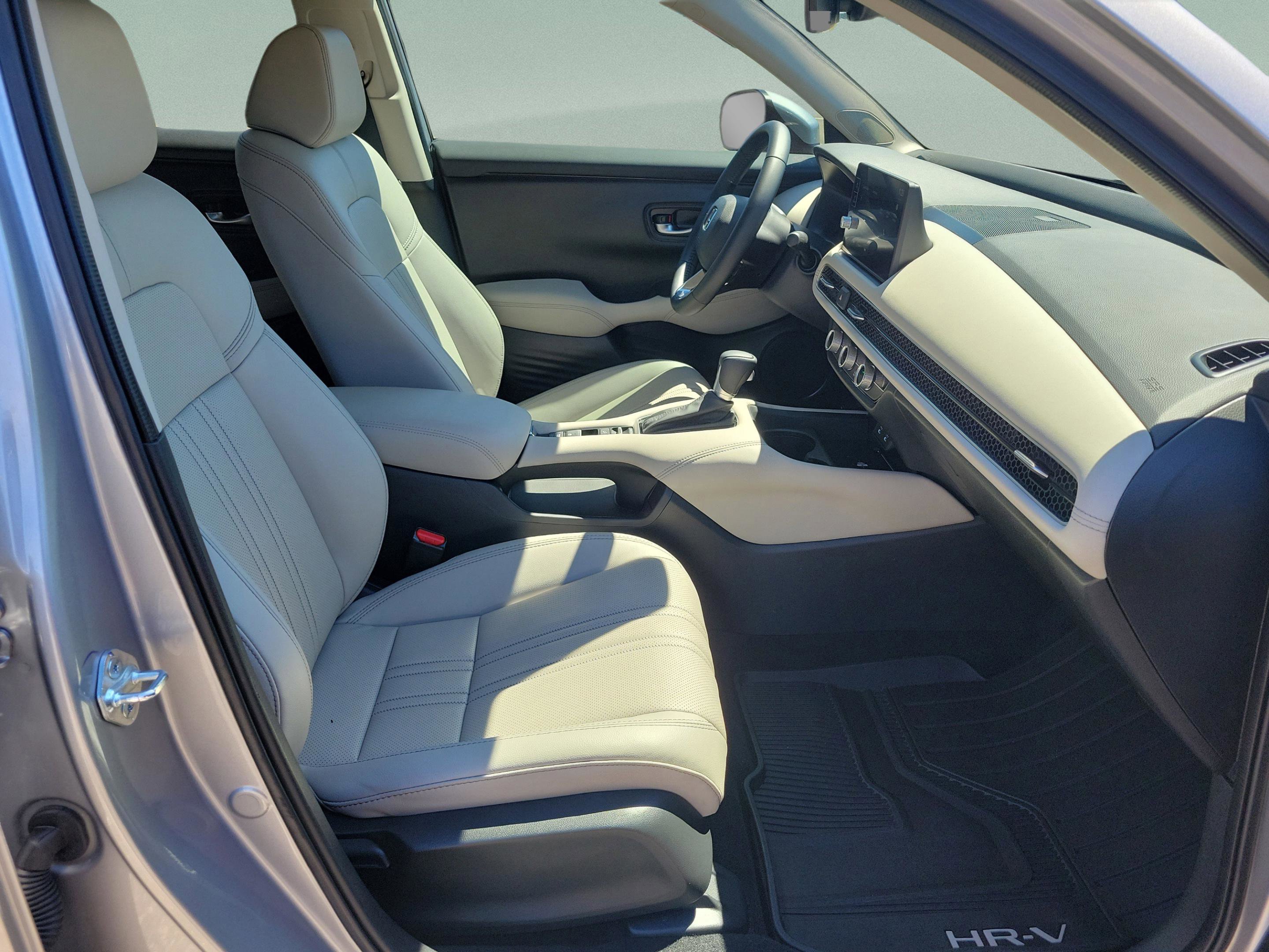 Used 2026 Honda HR-V EX-L image 18