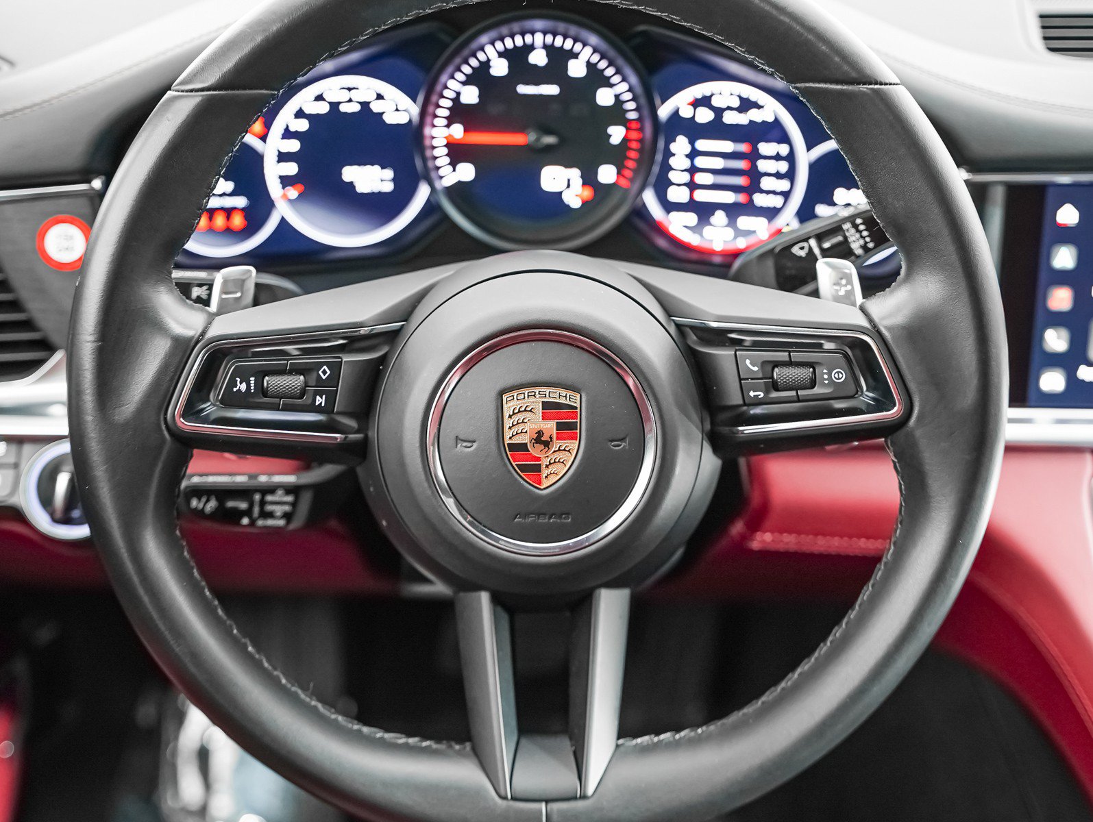 Certified 2023 Porsche Panamera 4 Platinum Edition AWD/4WD image 18