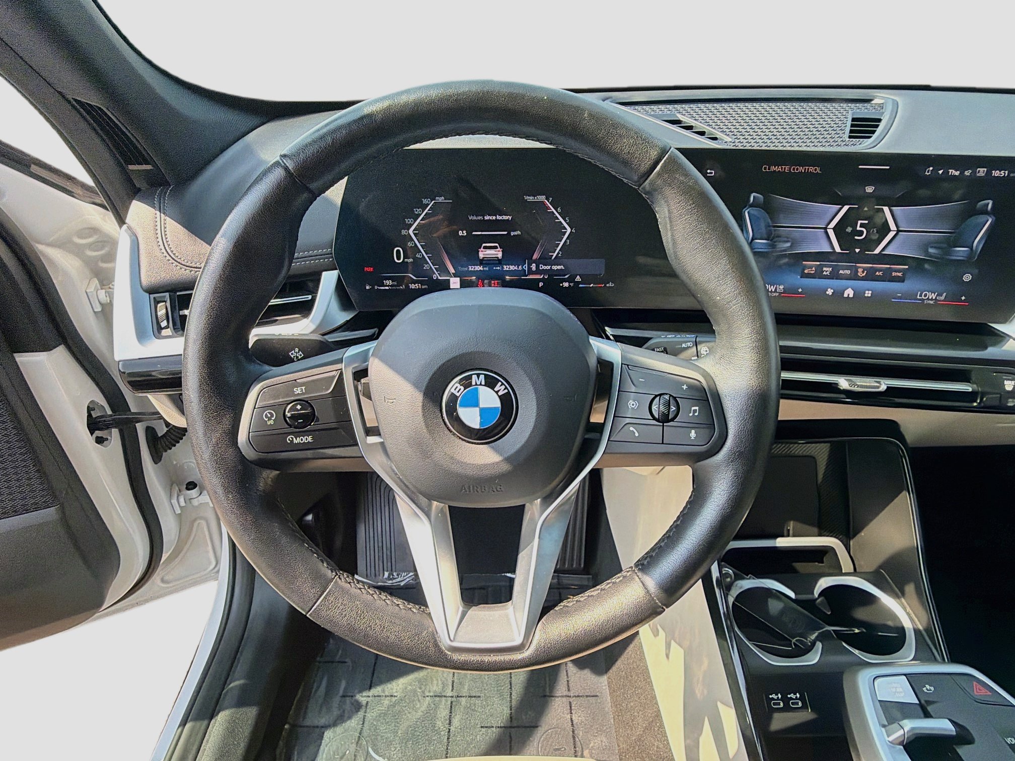 Used 2024 BMW X1 xDrive28i AWD/4WD image 11