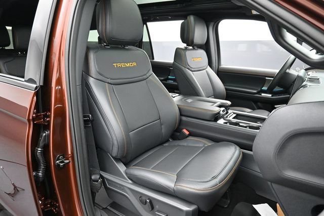 New 2027 Ford Expedition Tremor w/ Driver's Package AWD/4WD image 38