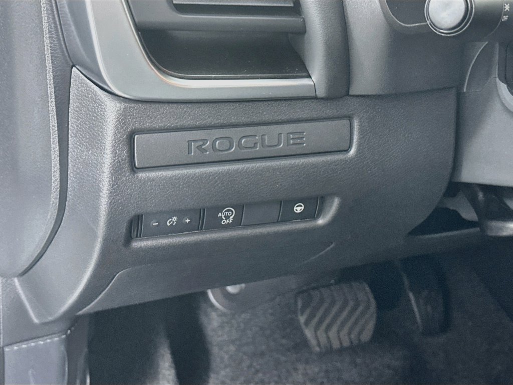 New 2027 Nissan Rogue SV w/ Cold Weather Package AWD/4WD image 15