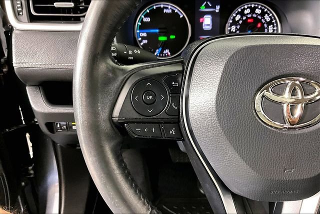 Used 2022 Toyota RAV4 XLE Premium image 10