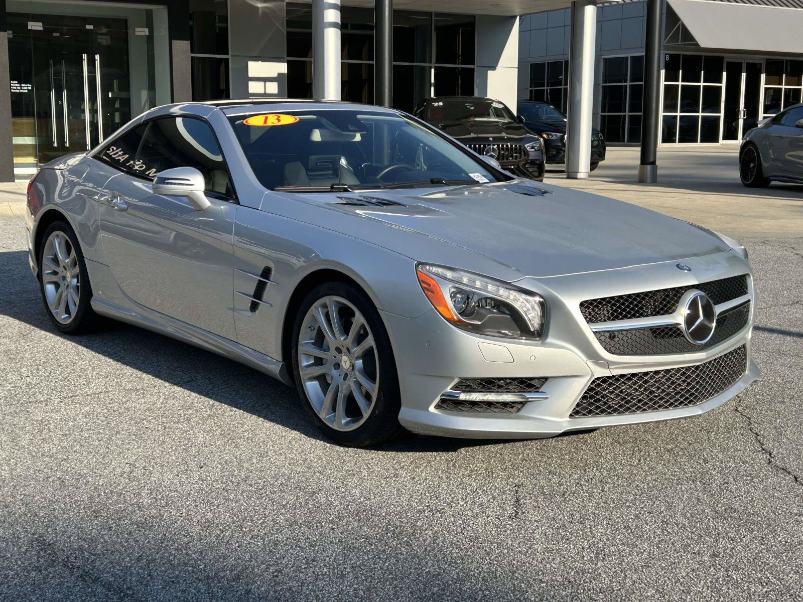 Used 2013 Mercedes-Benz SL 550 image 6