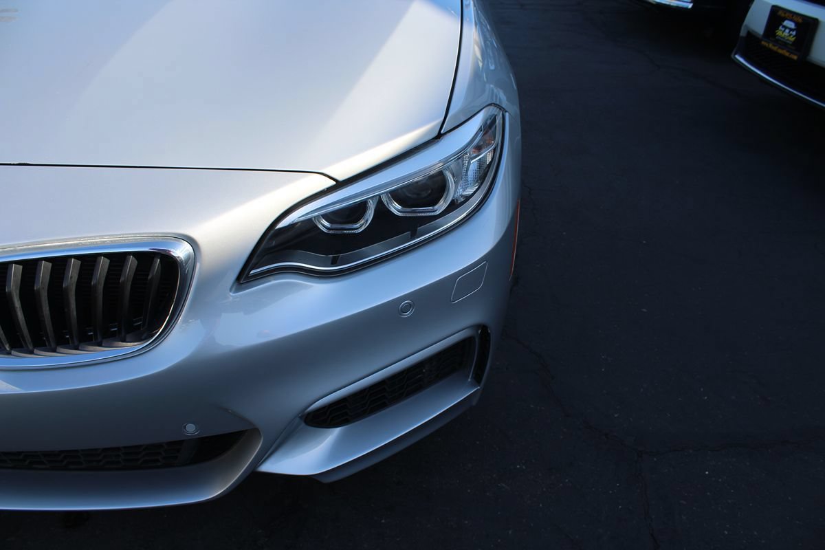 Used 2016 BMW M235i Coupe RWD image 10