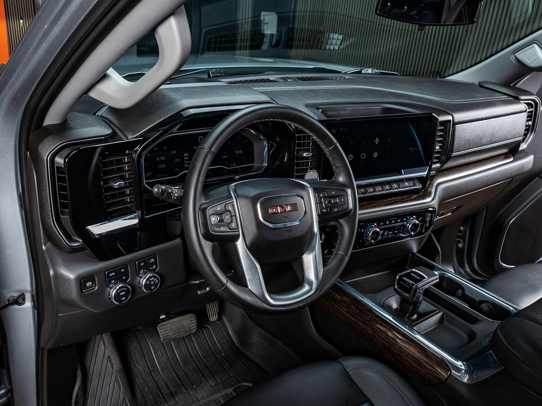 Used 2023 GMC Sierra 1500 Elevation w/ Elevation Premium Package AWD/4WD image 13