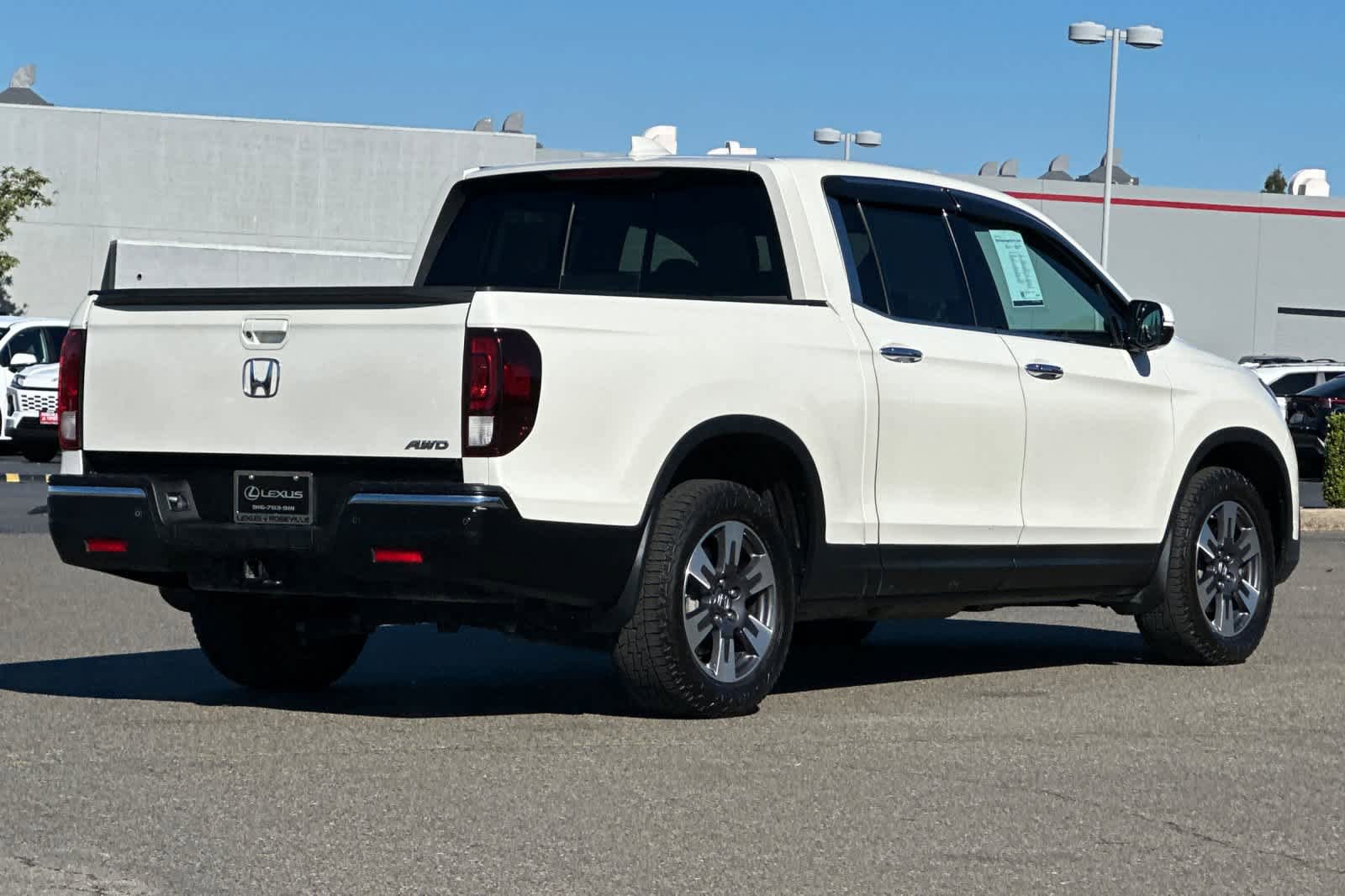 Used 2018 Honda Ridgeline RTL-E image 2