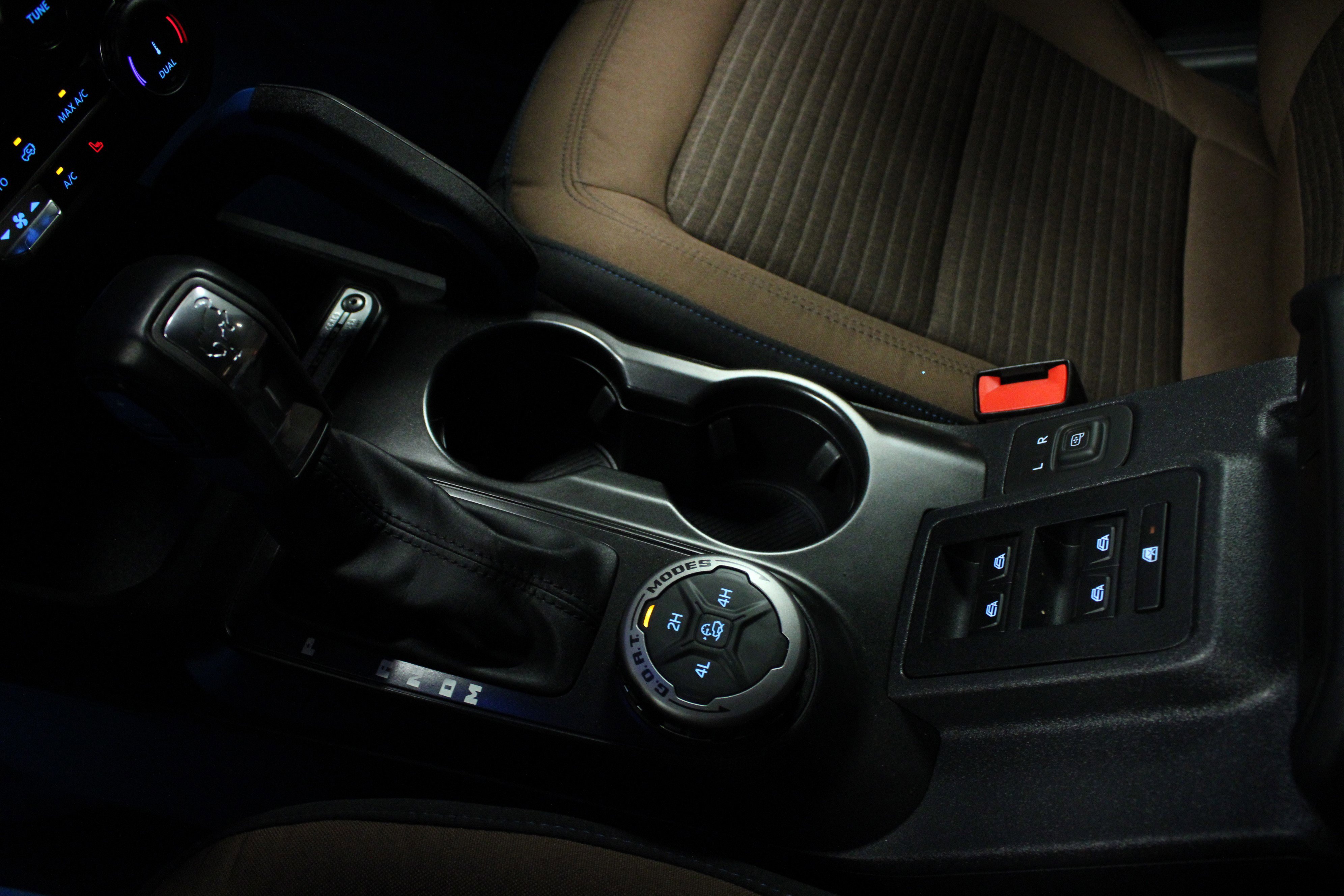 Used 2022 Ford Bronco Outer Banks image 23