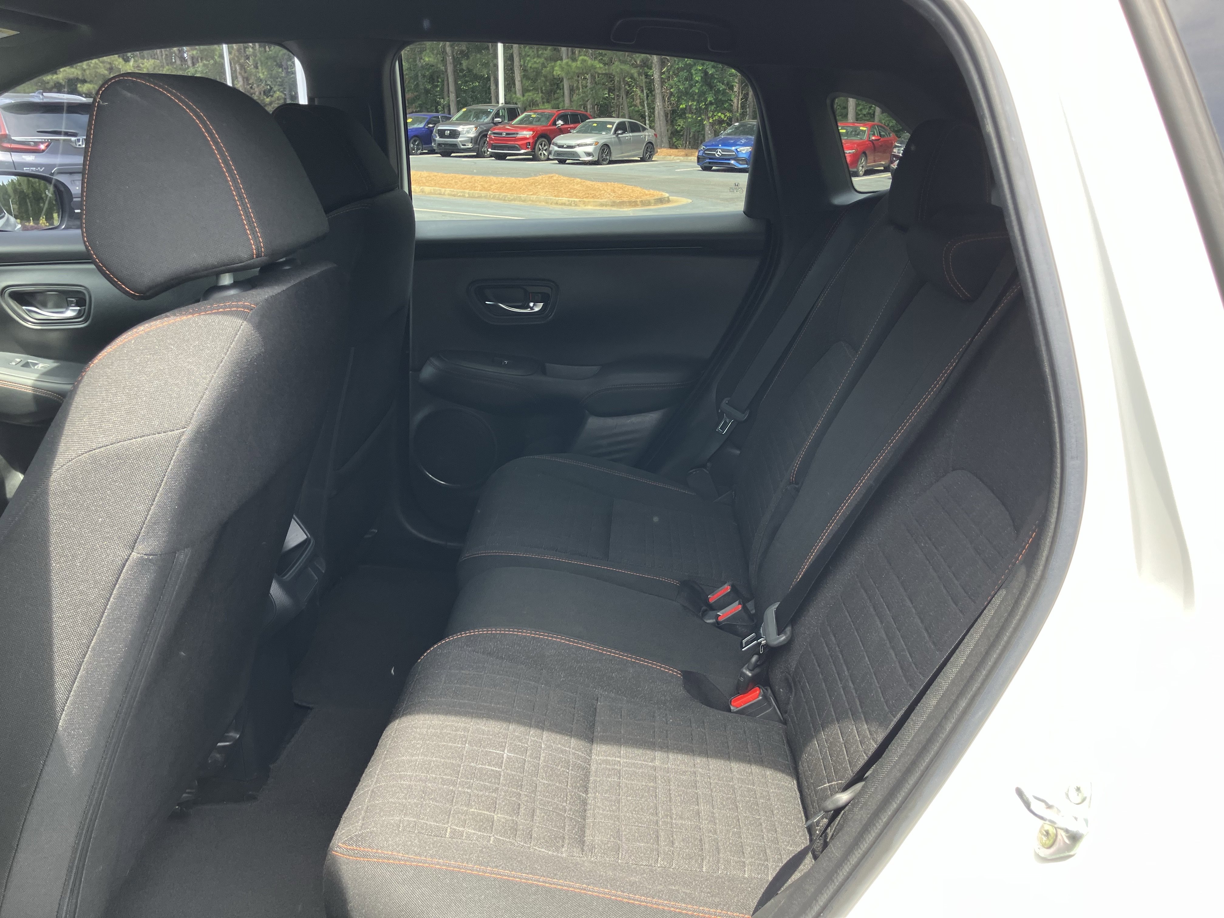 Used 2023 Honda HR-V Sport image 32