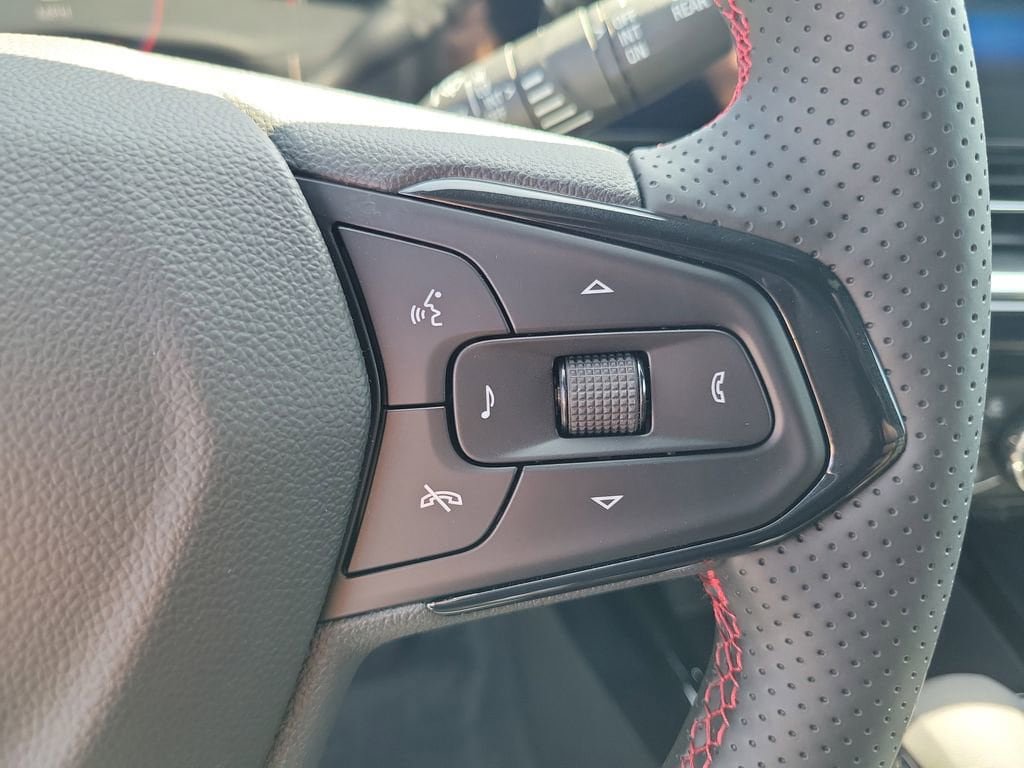 New 2026 Chevrolet Trax RS w/ Driver Confidence Package FWD image 6