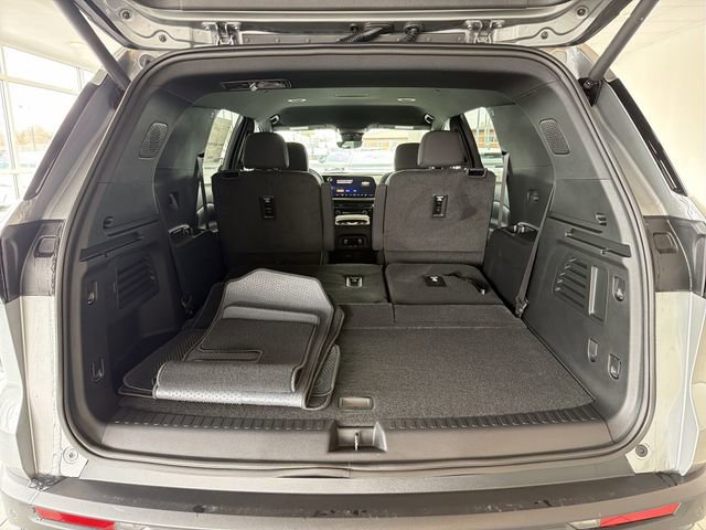 New 2026 Chevrolet Traverse LT w/ Midnight/Sport Edition image 16