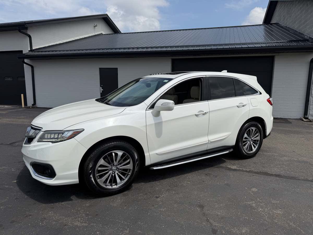 Used 2016 Acura RDX w/ Advance Package AWD/4WD image 2
