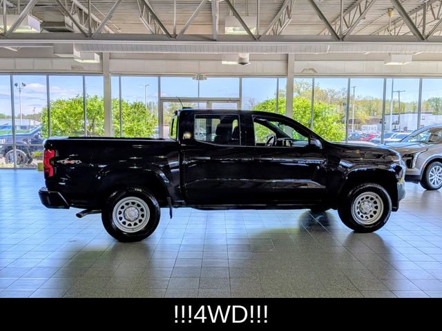 Used 2024 Chevrolet Colorado W/T w/ WT Convenience Package AWD/4WD image 10