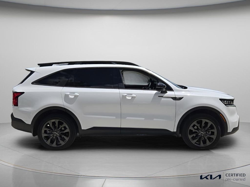 Certified 2023 Kia Sorento SX Prestige AWD/4WD image 4