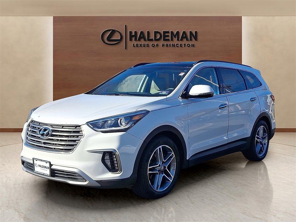 Used 2017 Hyundai Santa Fe SE image 3