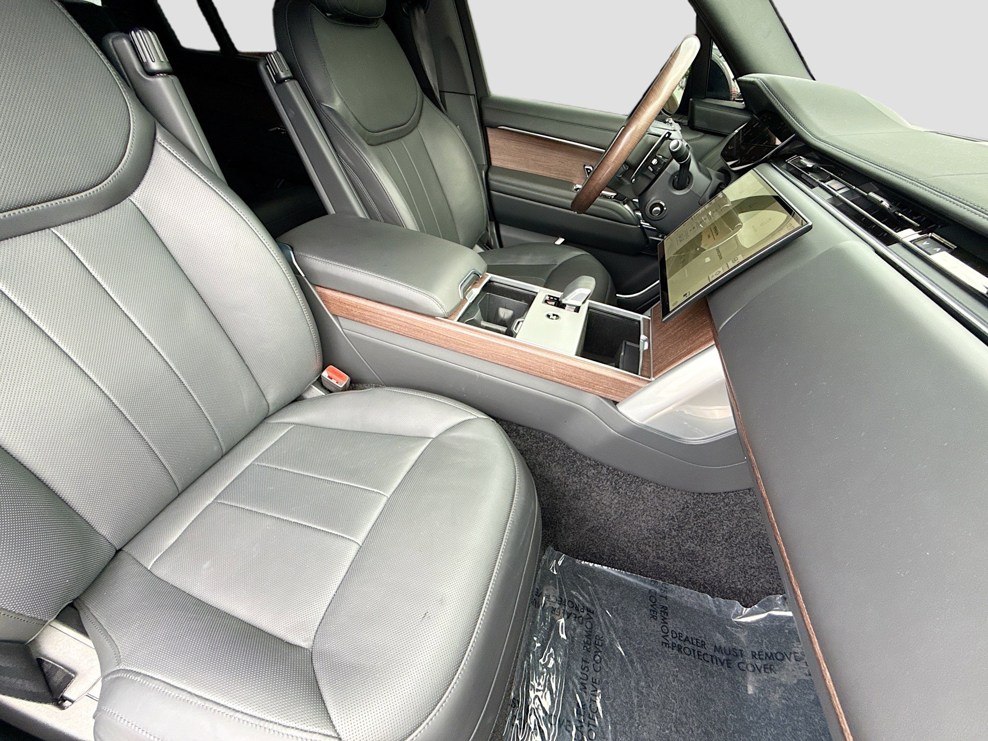 Used 2025 Land Rover Range Rover Long Wheelbase SE AWD/4WD image 15