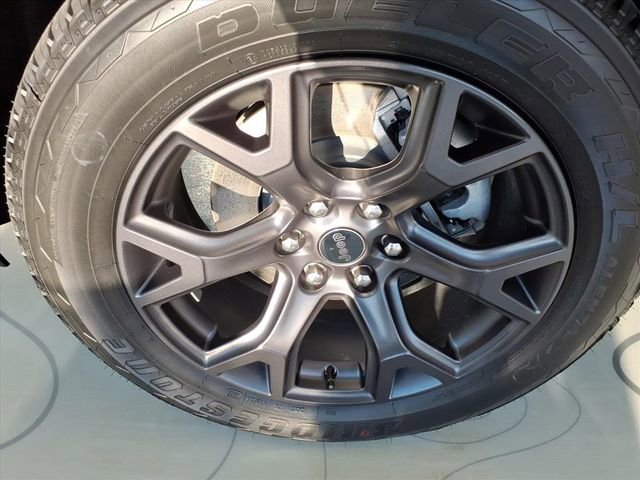 New 2026 Jeep Grand Wagoneer L Limited w/ Premium Group II image 12