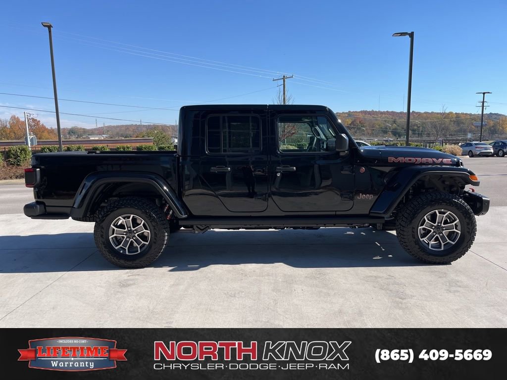 New 2025 Jeep Gladiator Mojave image 21