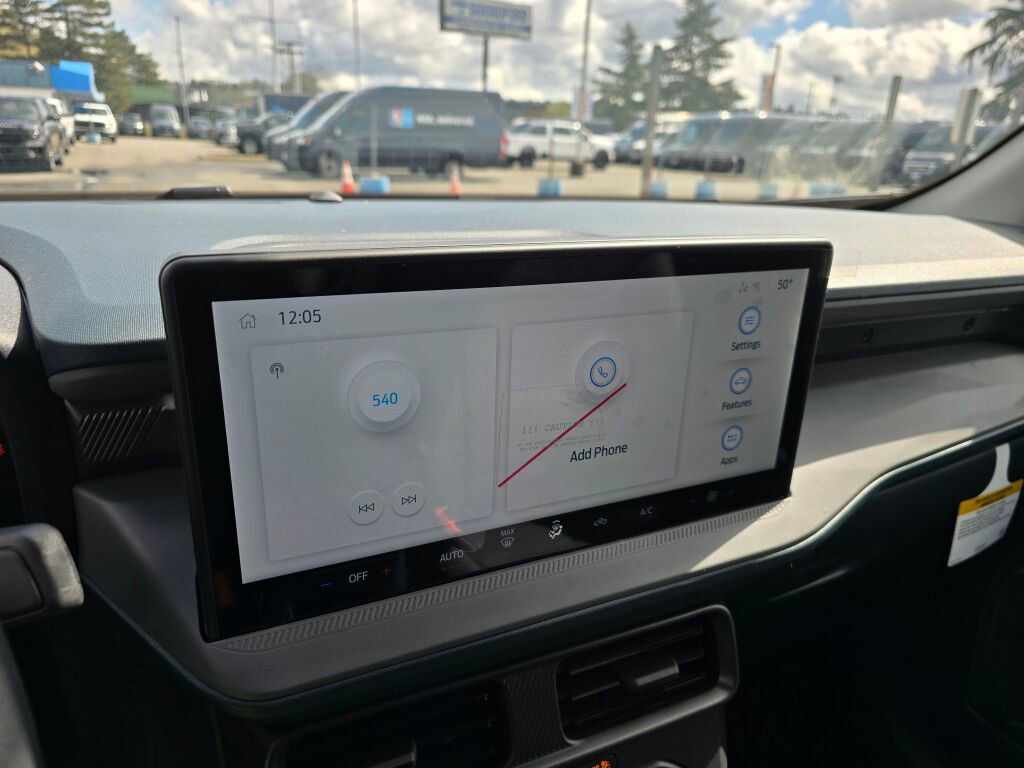 New 2026 Ford Maverick XL image 22