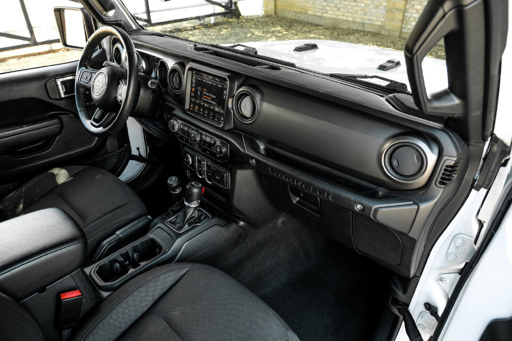 Used 2023 Jeep Wrangler Unlimited Sport AWD/4WD image 24