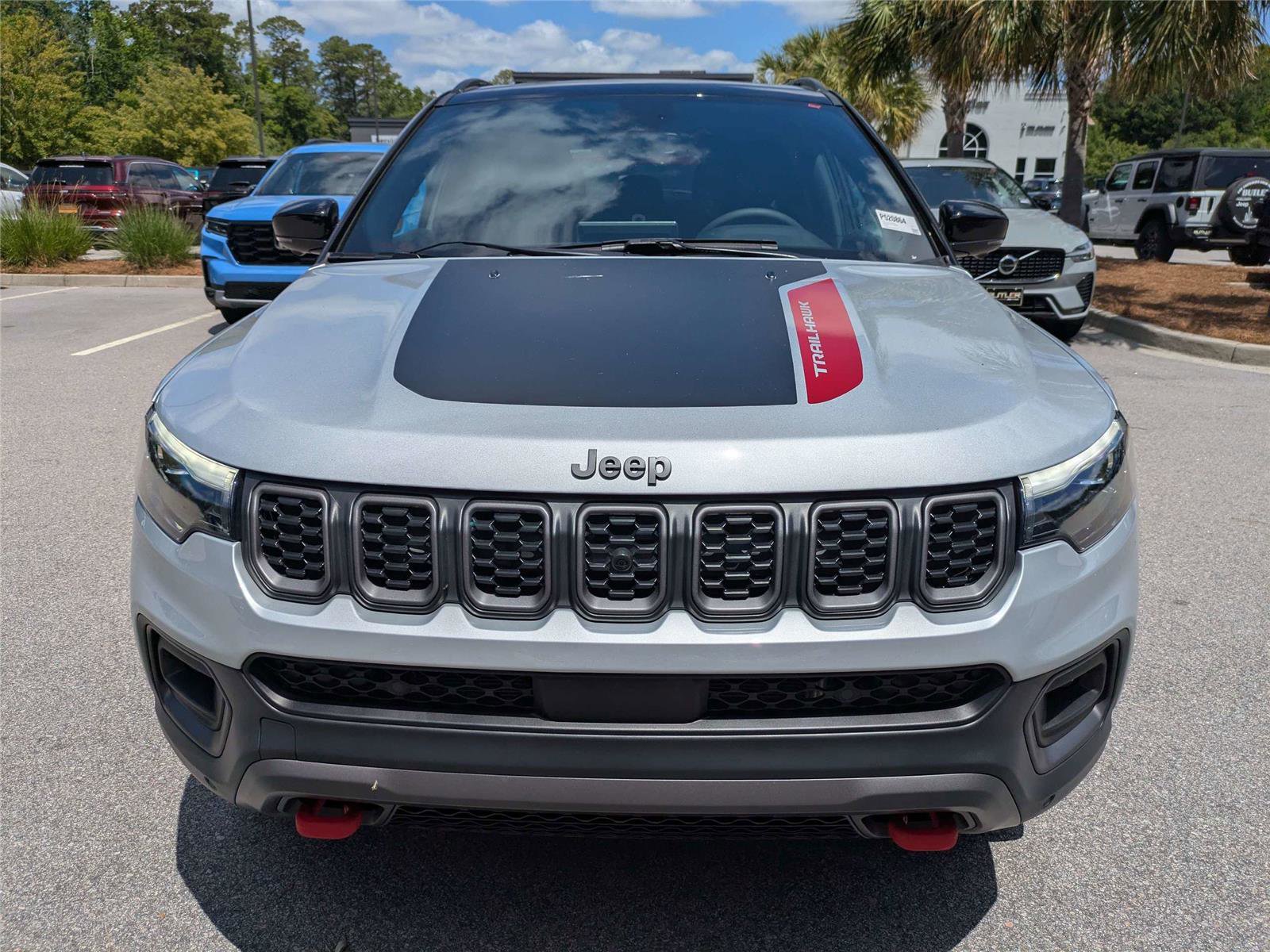 Used 2025 Jeep Compass Trailhawk w/ Trailhawk Elite Group AWD/4WD image 10