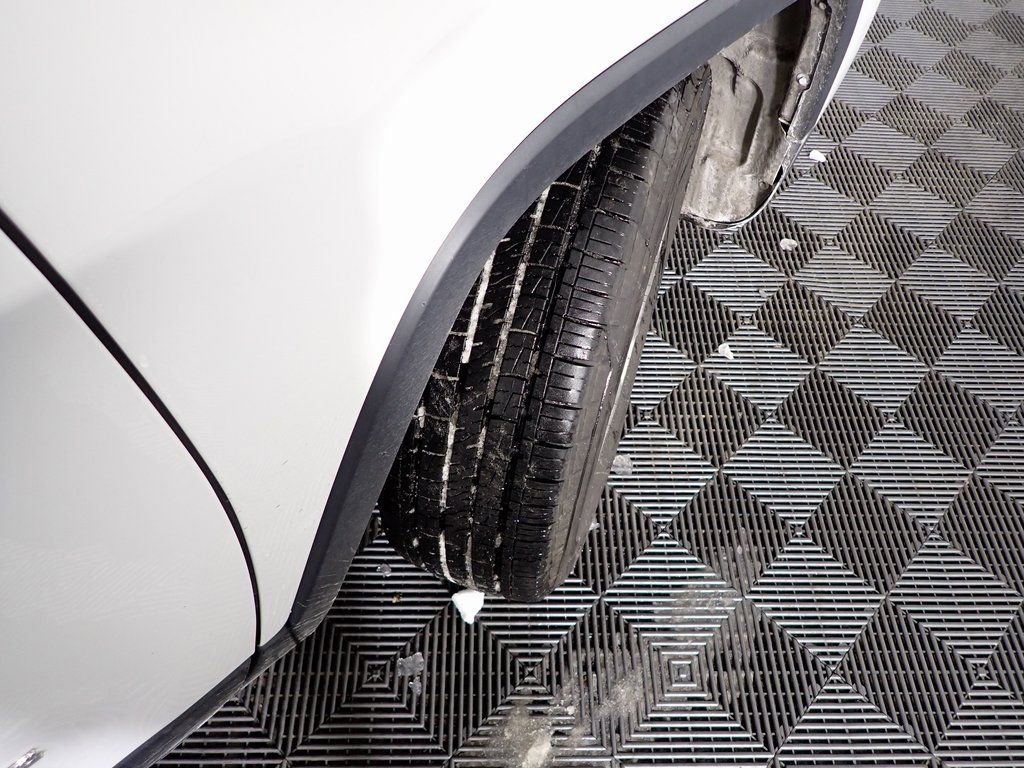 Used 2016 Jeep Cherokee Limited image 35