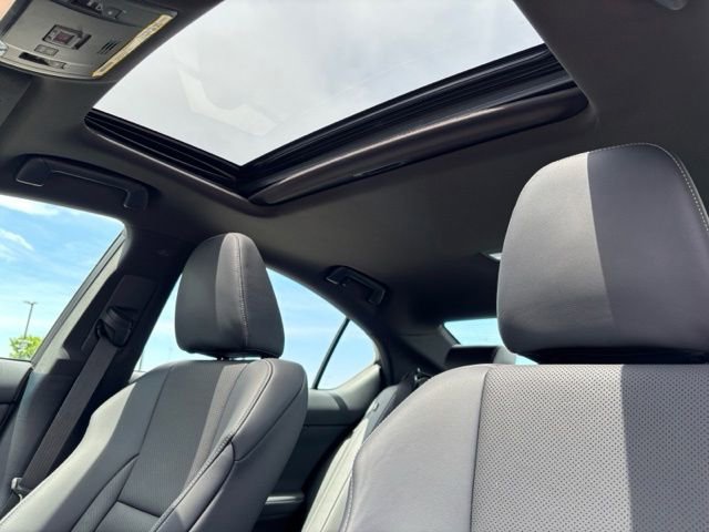 Used 2025 Lexus IS 350 F Sport AWD/4WD image 23