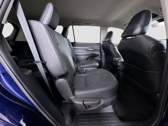 Certified 2024 Toyota Grand Highlander AWD image 28