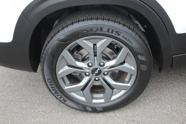 Used 2024 Kia Seltos LX AWD/4WD image 17