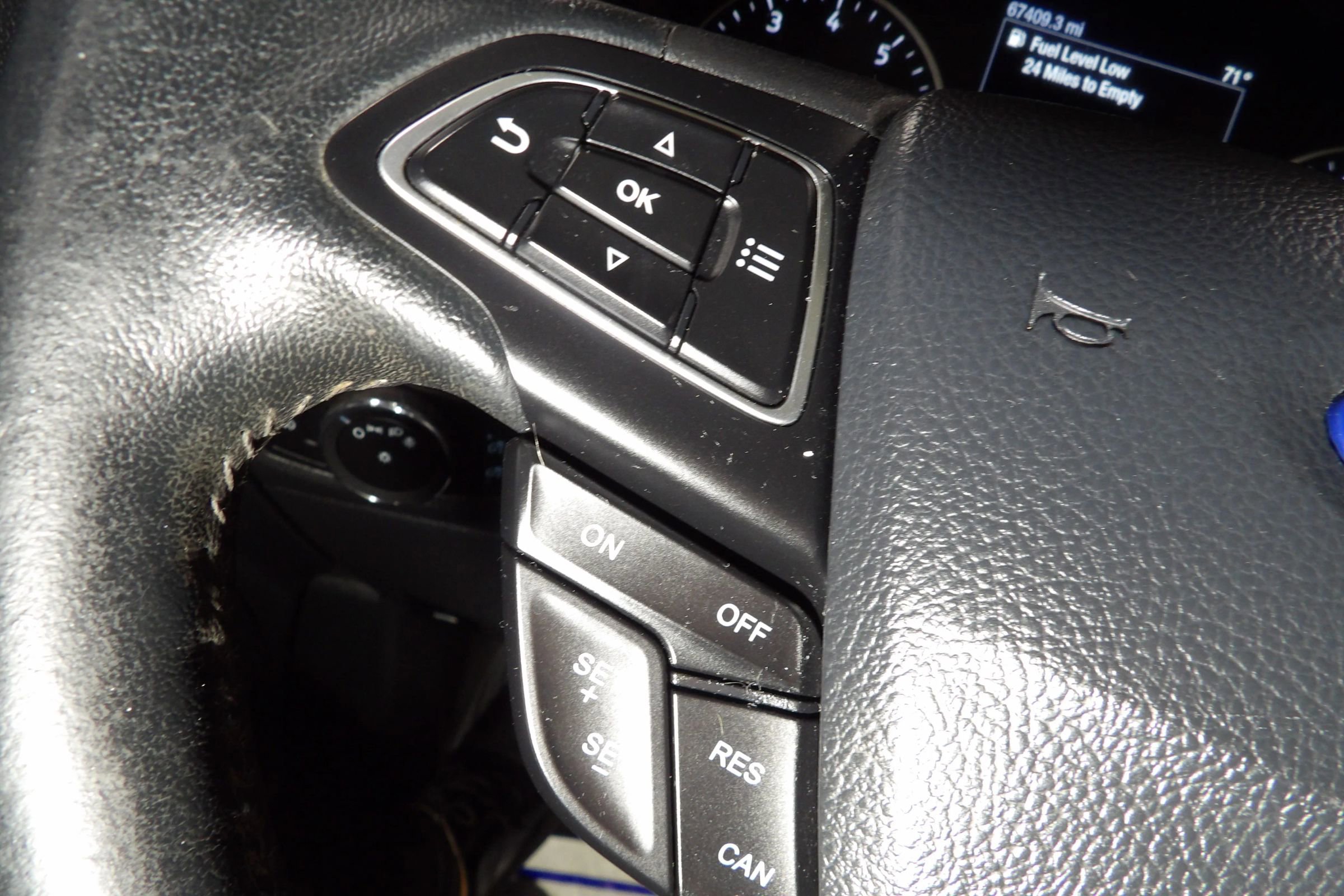 Used 2020 Ford EcoSport Titanium image 18